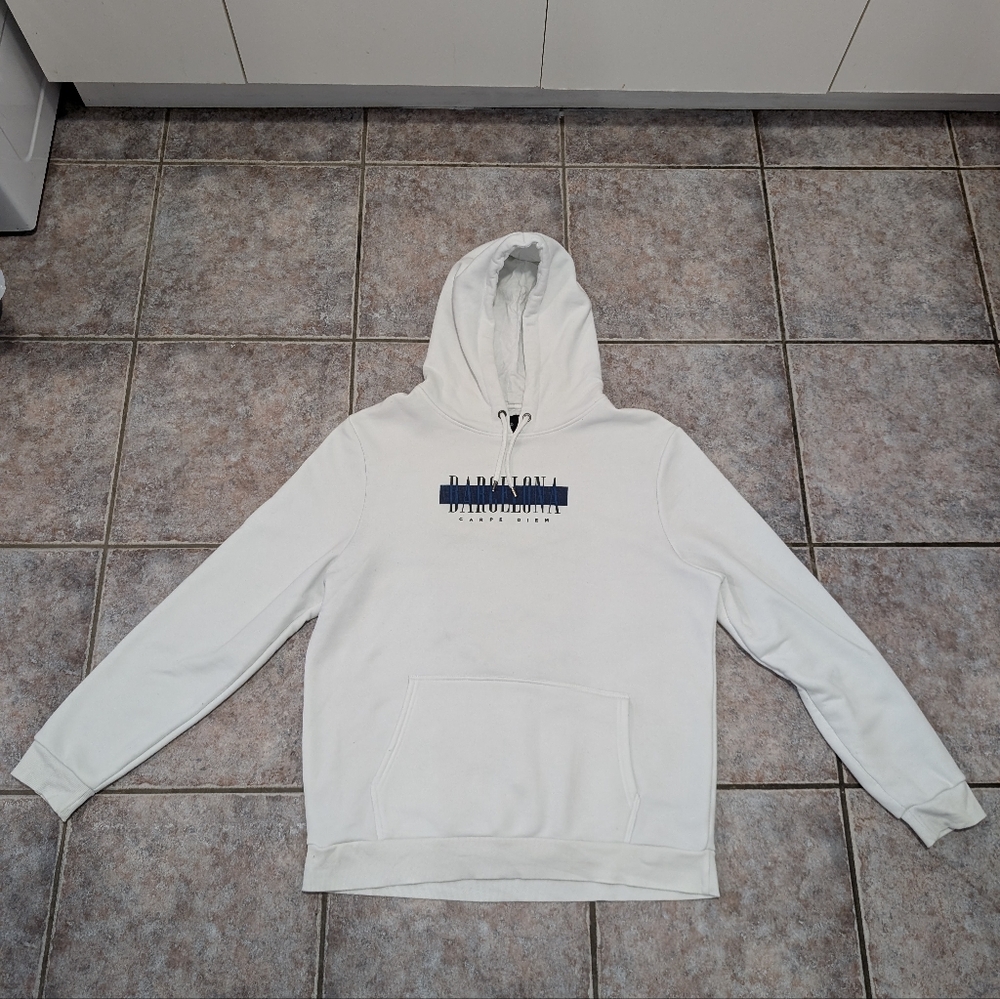 River Island White Hoodie, Size Large.